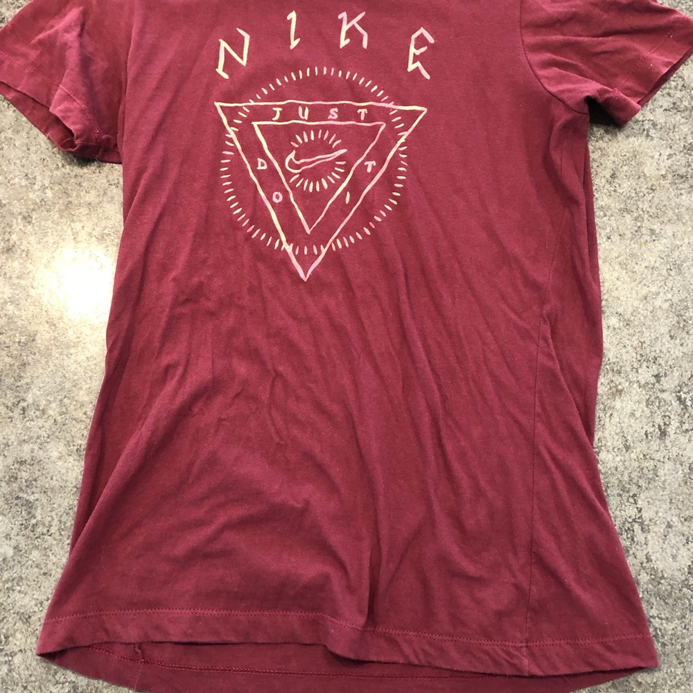 Nike T-Shirt Women’s XL Slim Fit